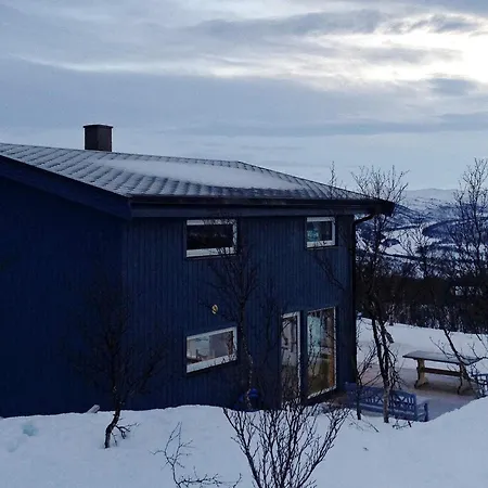 Hébergement de vacances 6 Person In Kvalsund