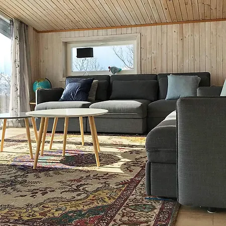 6 Person In Kvalsund Hébergement de vacances *