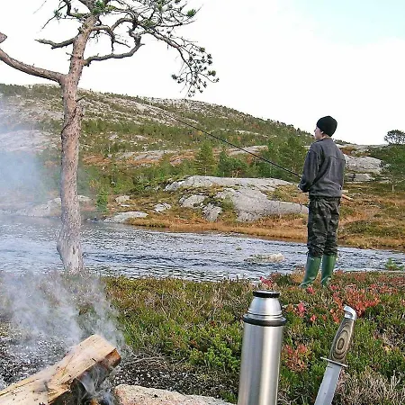 6 Person In Kvalsund Holiday home
